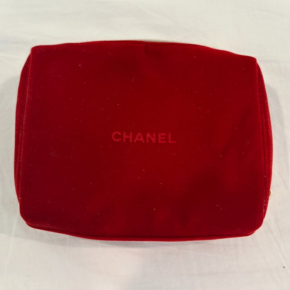 New CHANEL red velvet make up bag case purse clutch, Valentine's Day